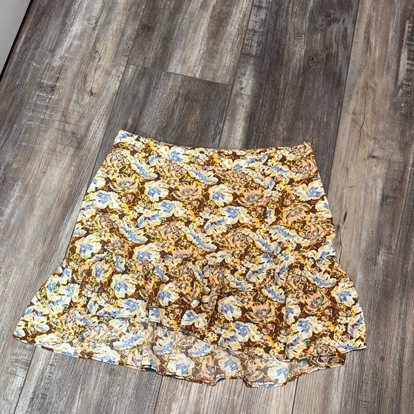 Free People Nadia Floral-Print Ruffle-Hem Skirt size 8 - Picture 4 of 8